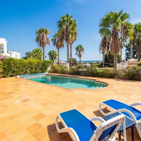 Villa Oceanfront Paradise Villa